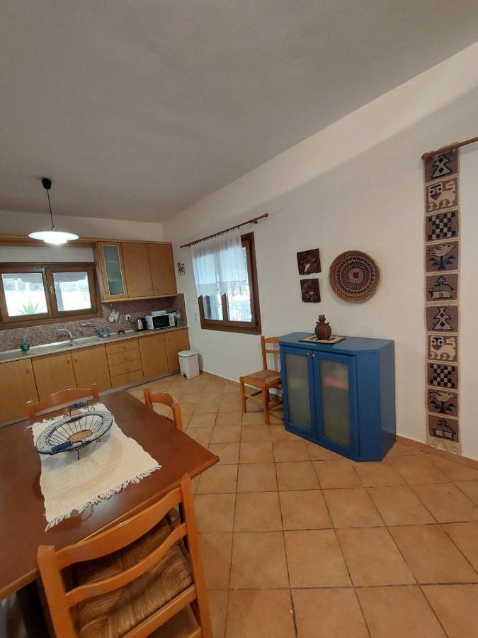הוילה לריסוס Elli'S House מראה חיצוני תמונה